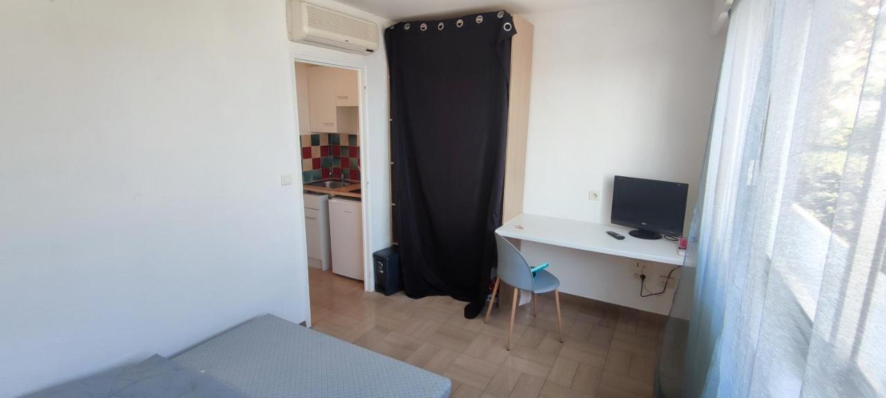 Studio Meuble Marina Villeneuve-Loubet 06 Exteriör bild
